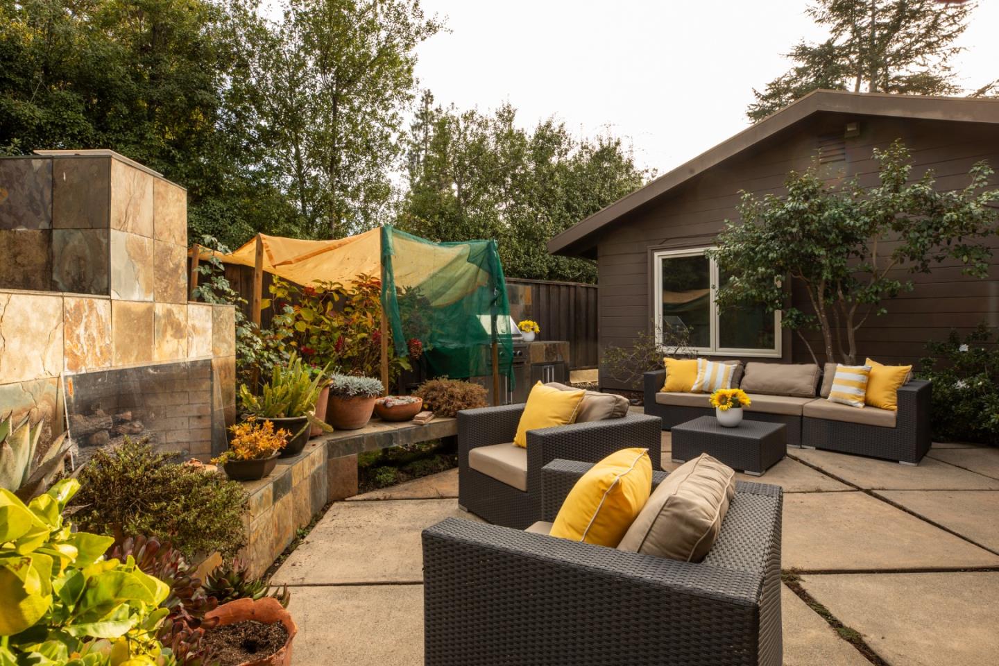 170 Felton DR