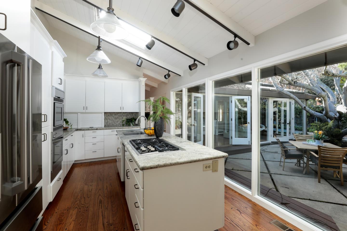 170 Felton DR