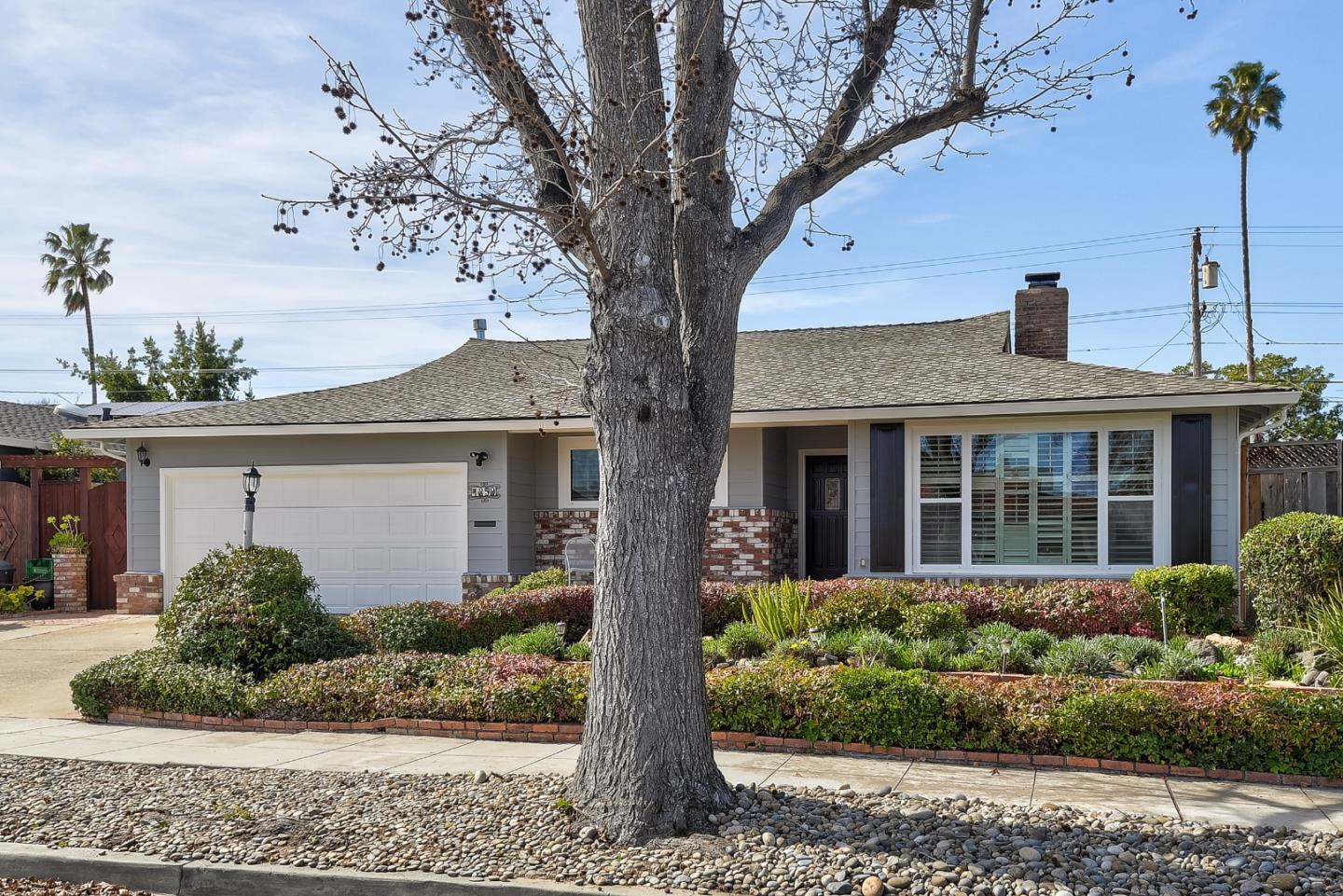 1359 Bobolink CIR