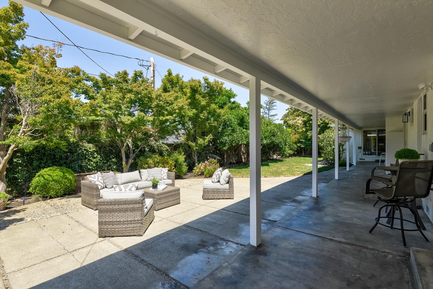 741 College CT