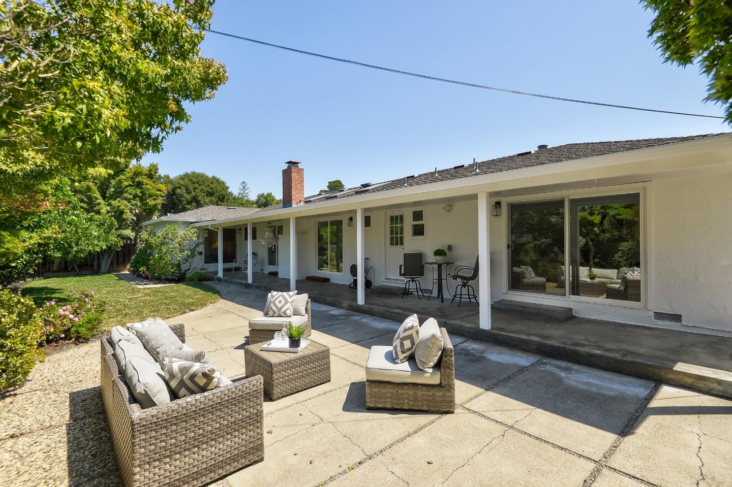 741 College CT