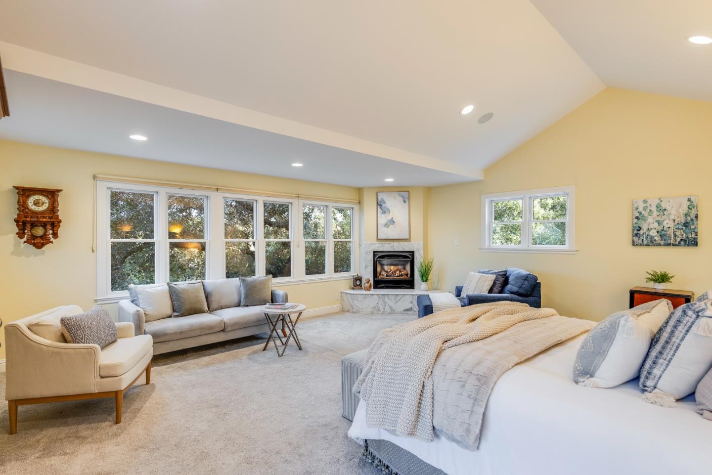 462 Lockewood LN