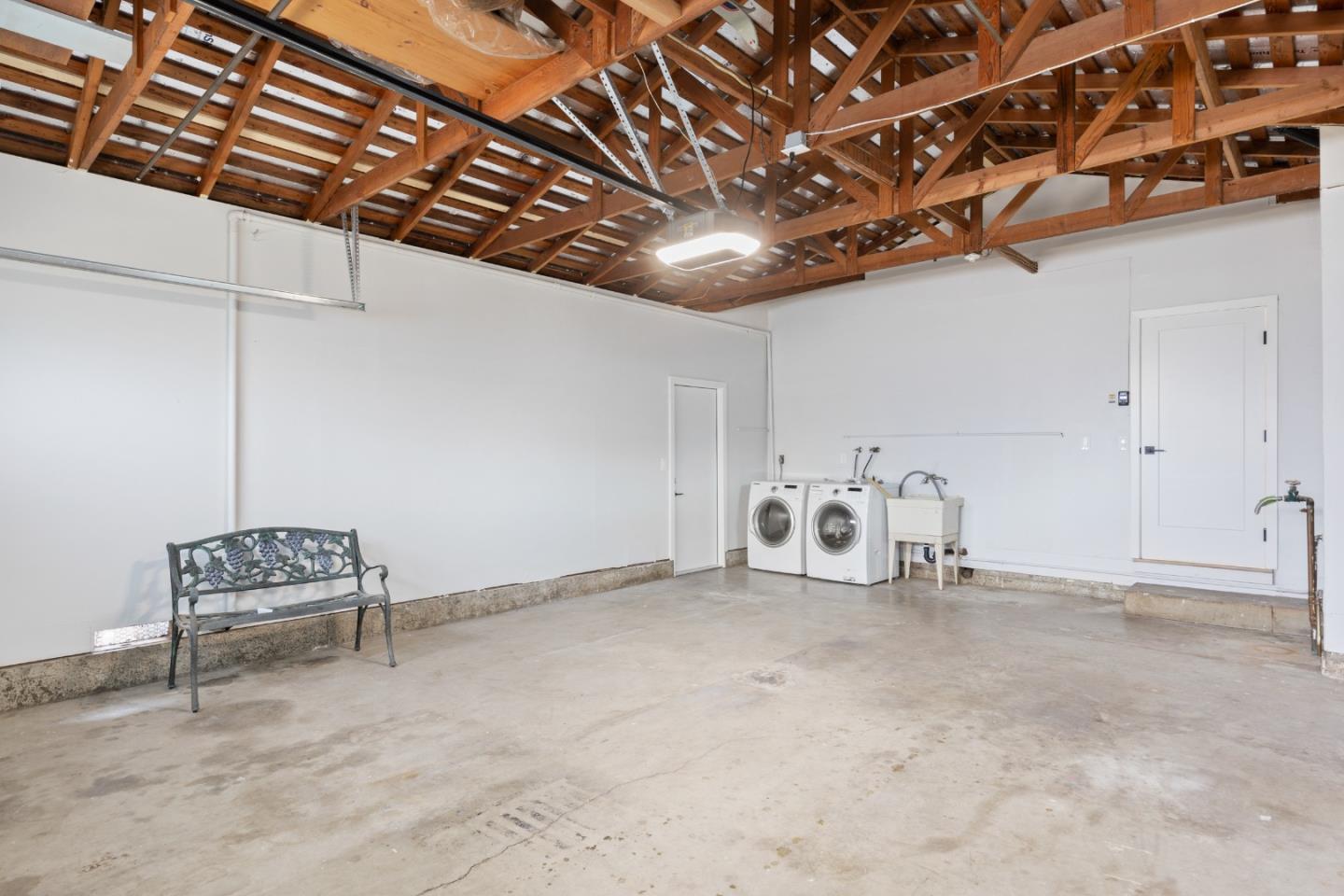 1482 Blackhawk CT