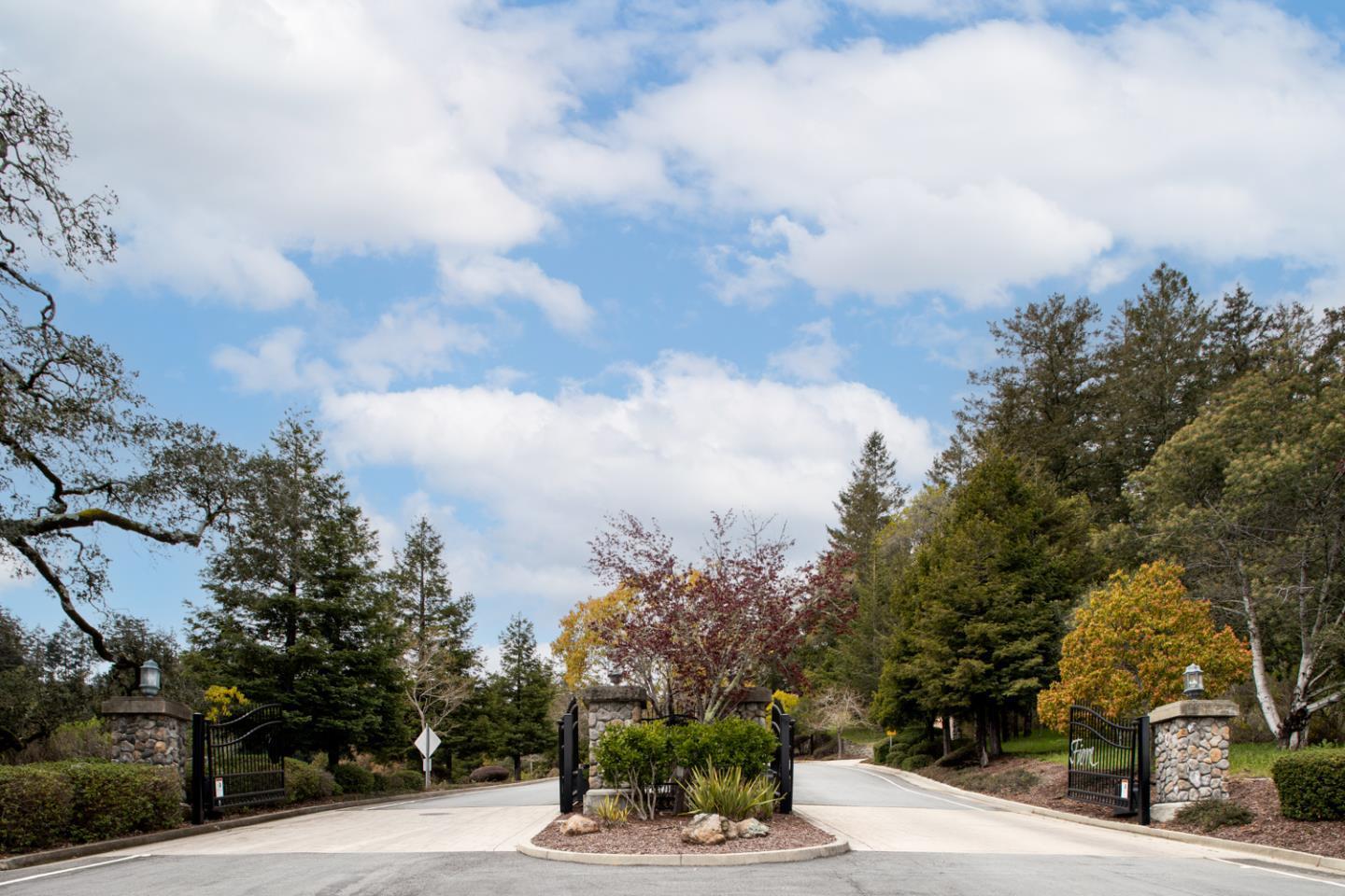601 Lassen Park CT