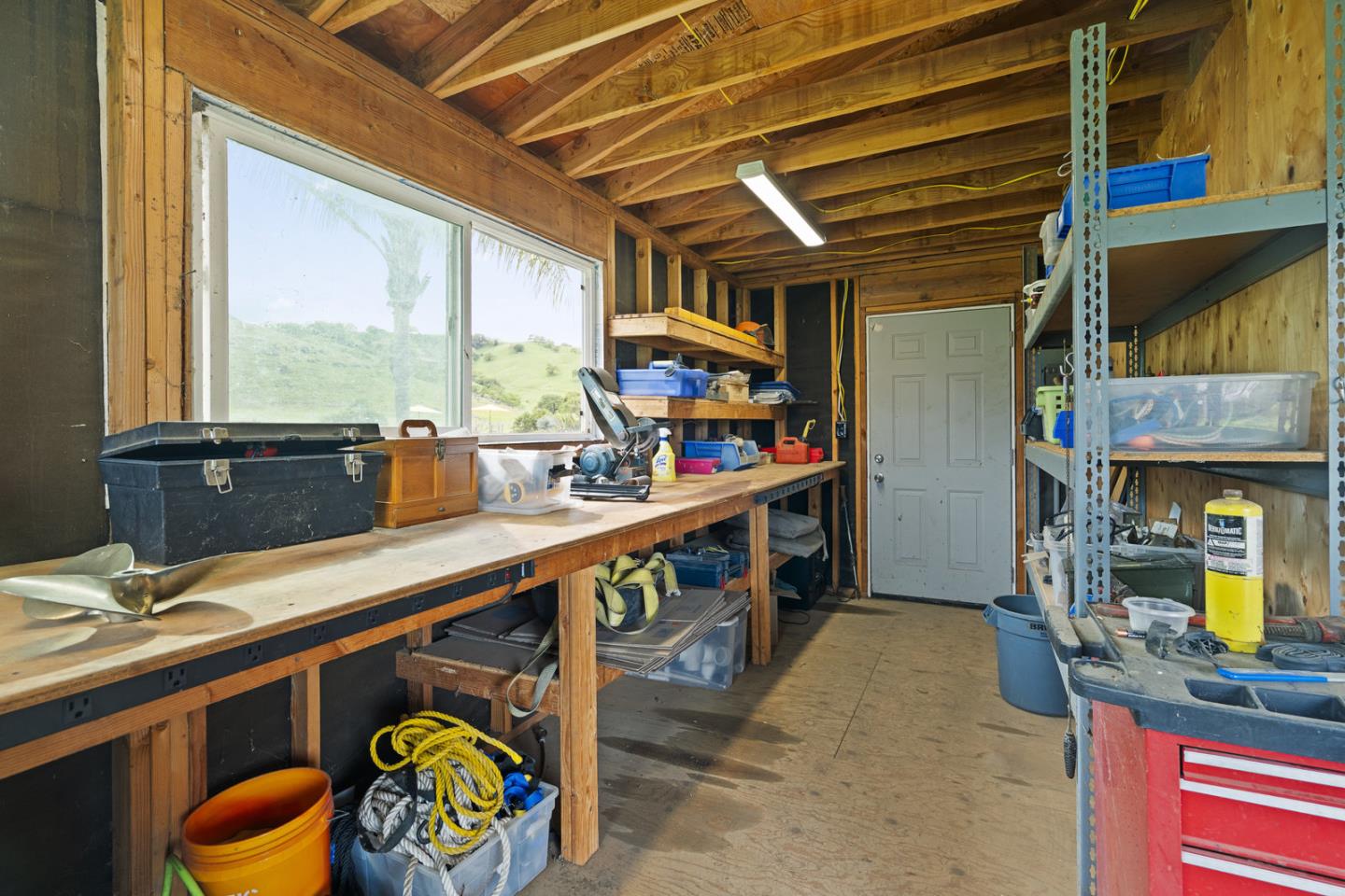 460 Kalana AVE