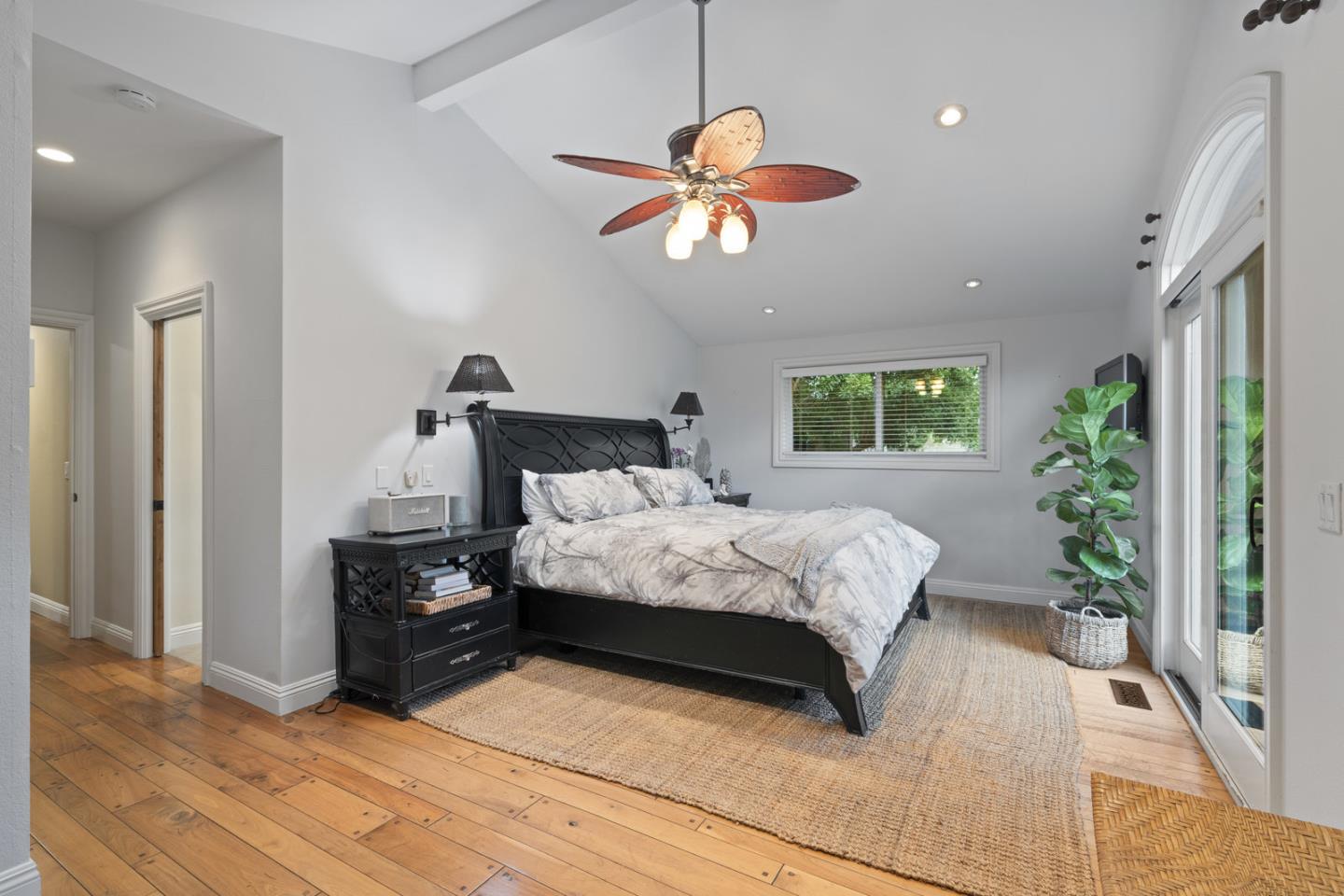 460 Kalana AVE