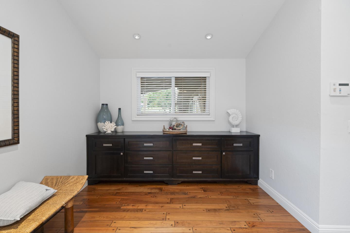 460 Kalana AVE