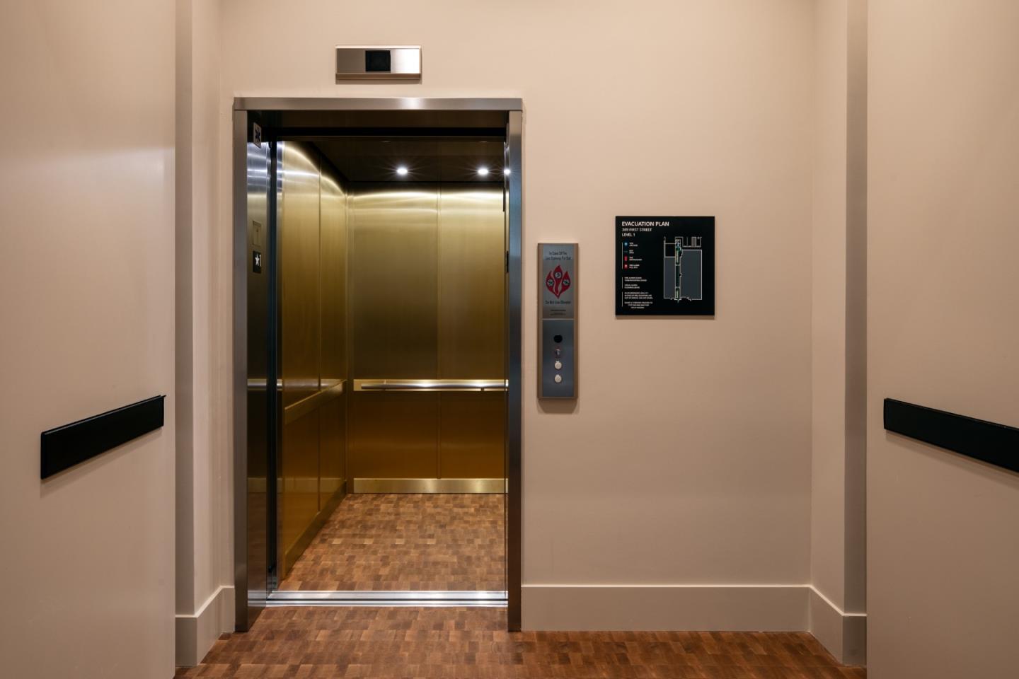 389 First ST 32
