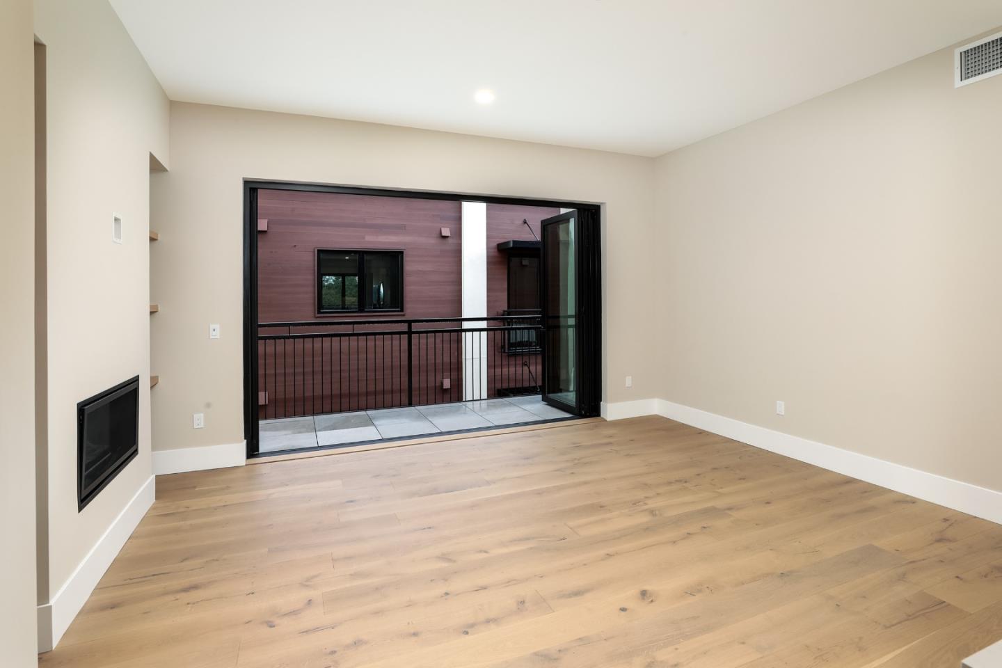 389 First ST 32