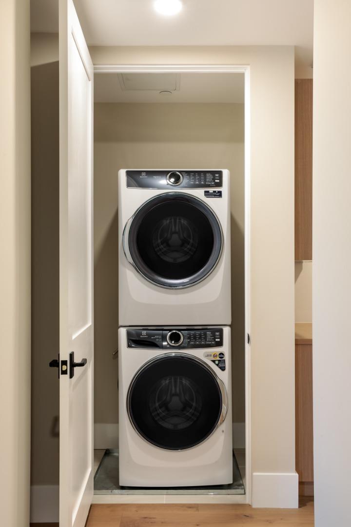 389 First ST 32