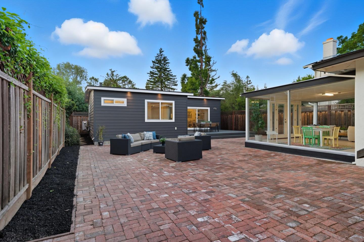 857 Hierra Court
