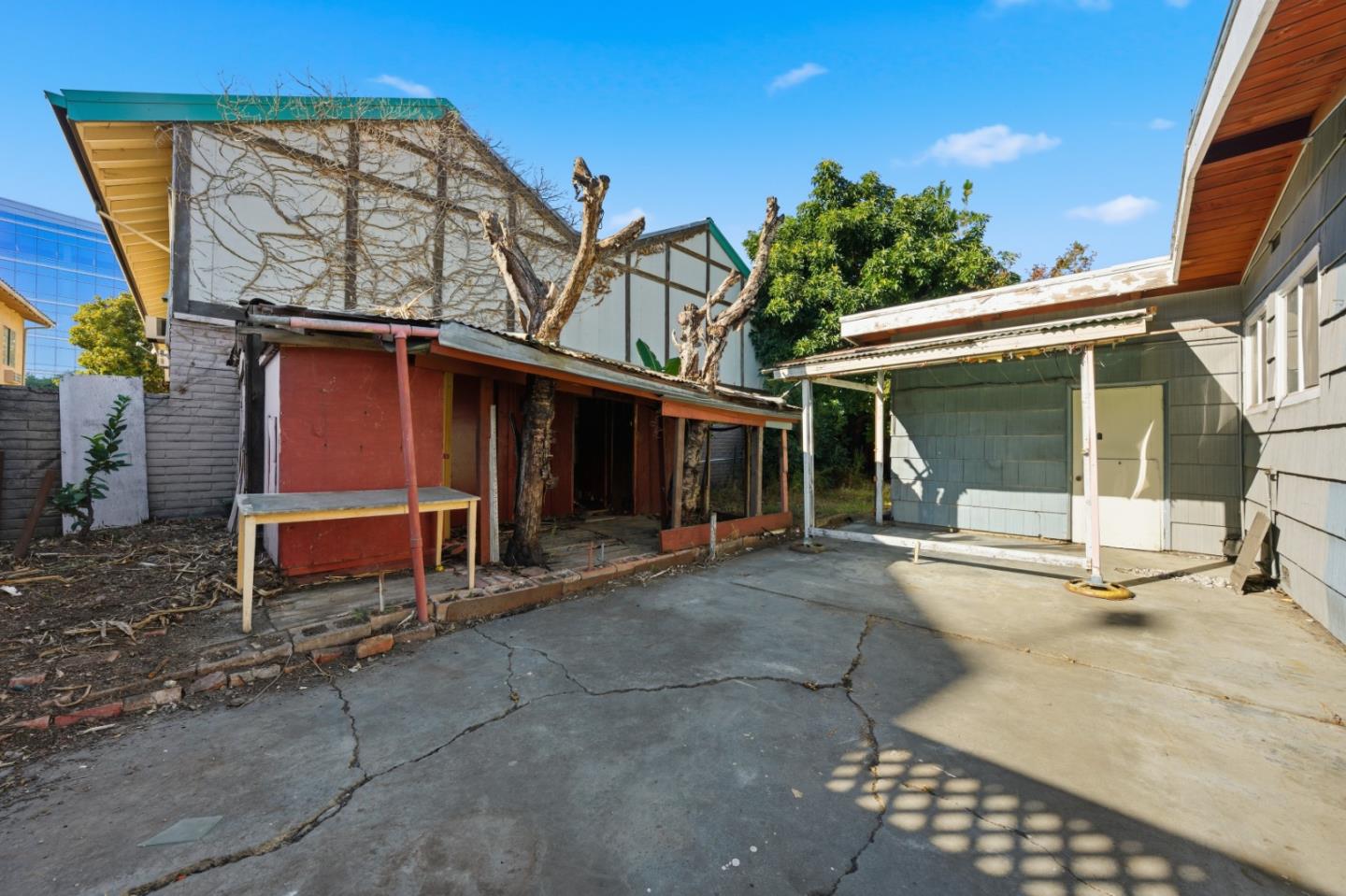 342 West Duane Avenue