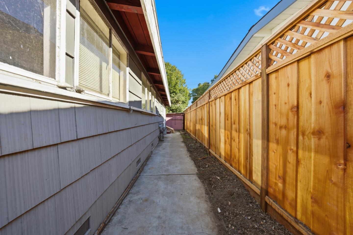 342 West Duane Avenue