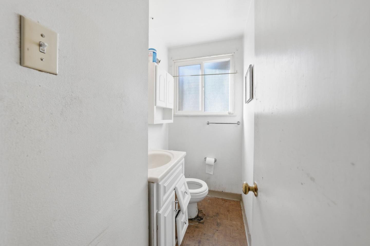 342 West Duane Avenue