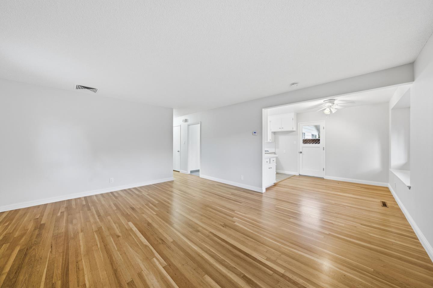 1221 Normandy Way