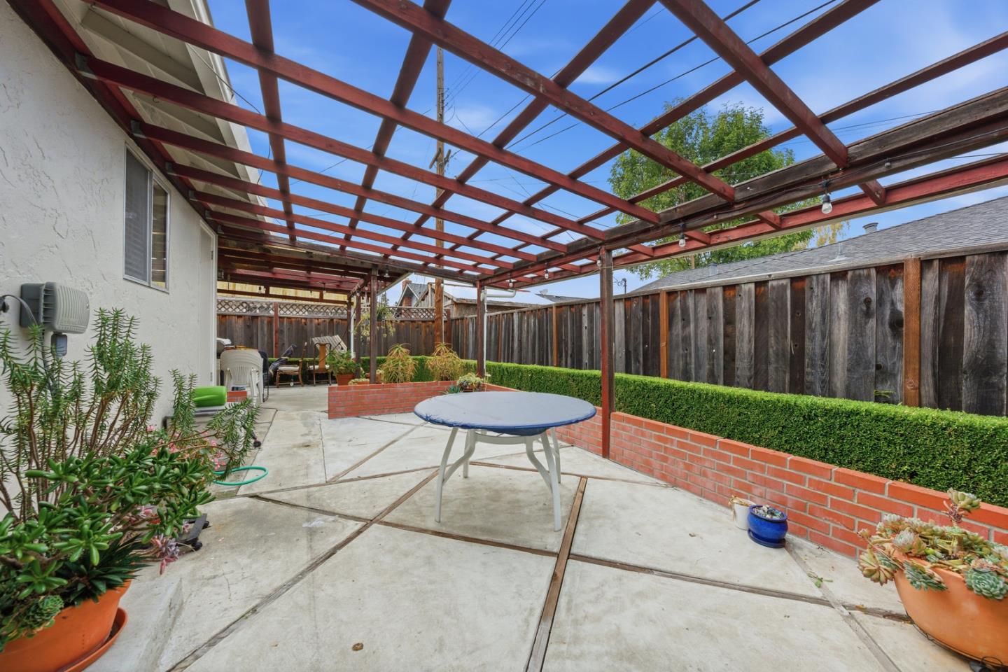 1221 Normandy Way
