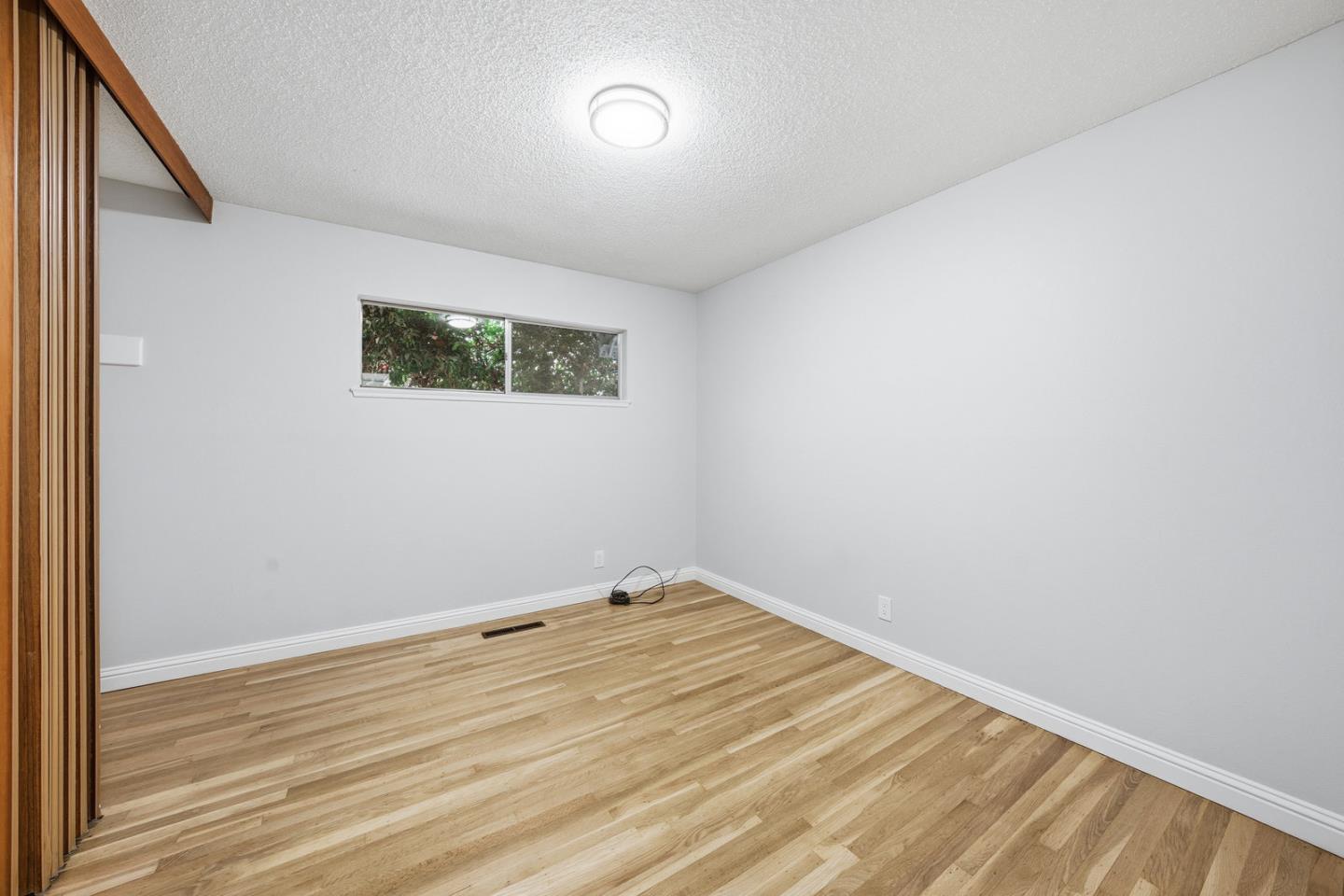 1221 Normandy Way