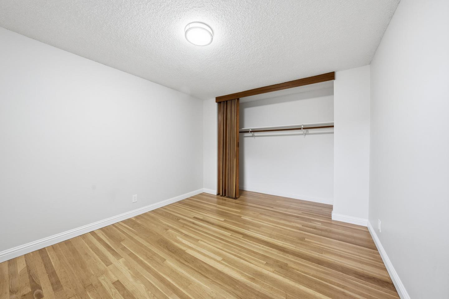 1221 Normandy Way