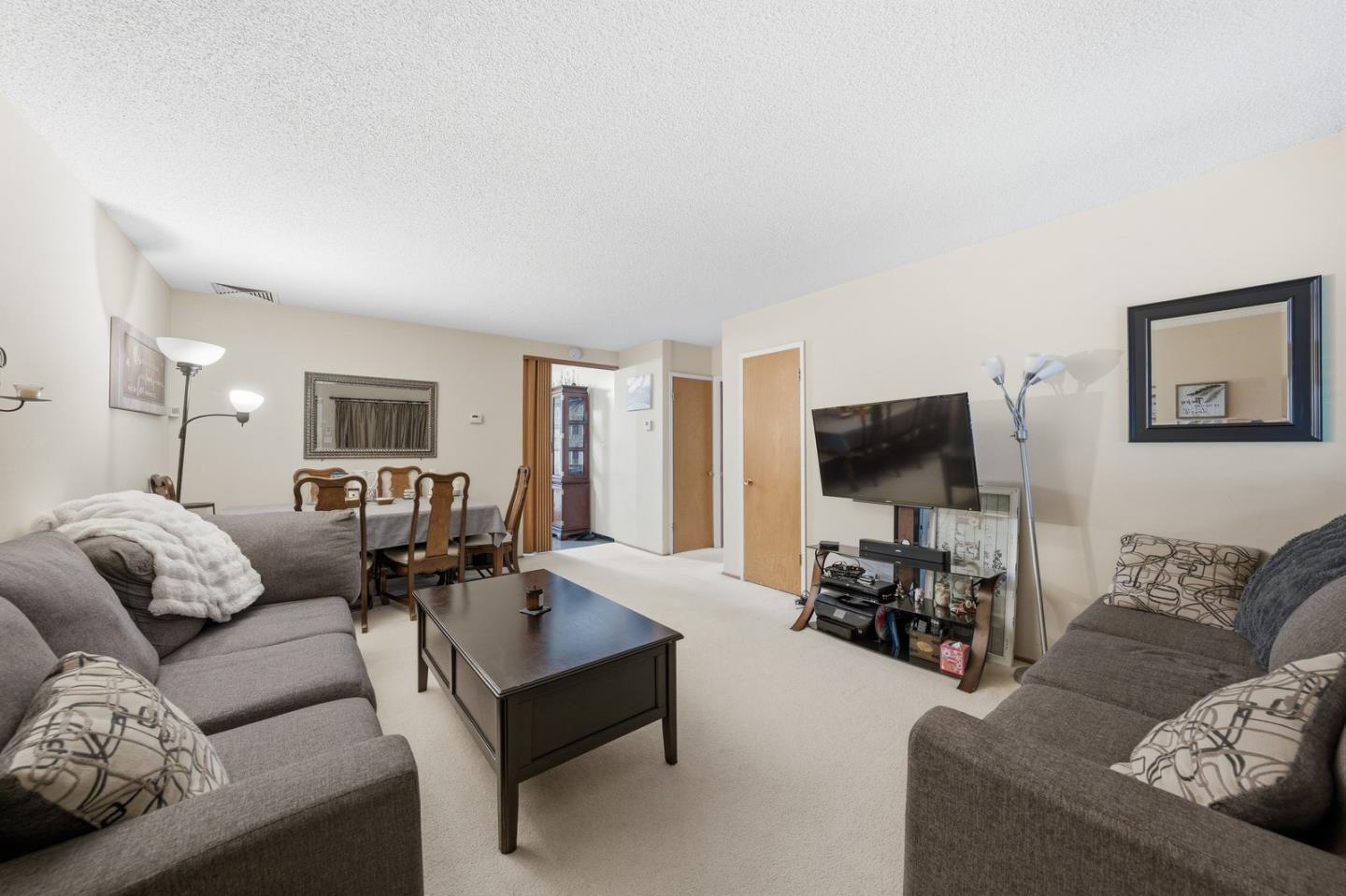 1221 Normandy Way