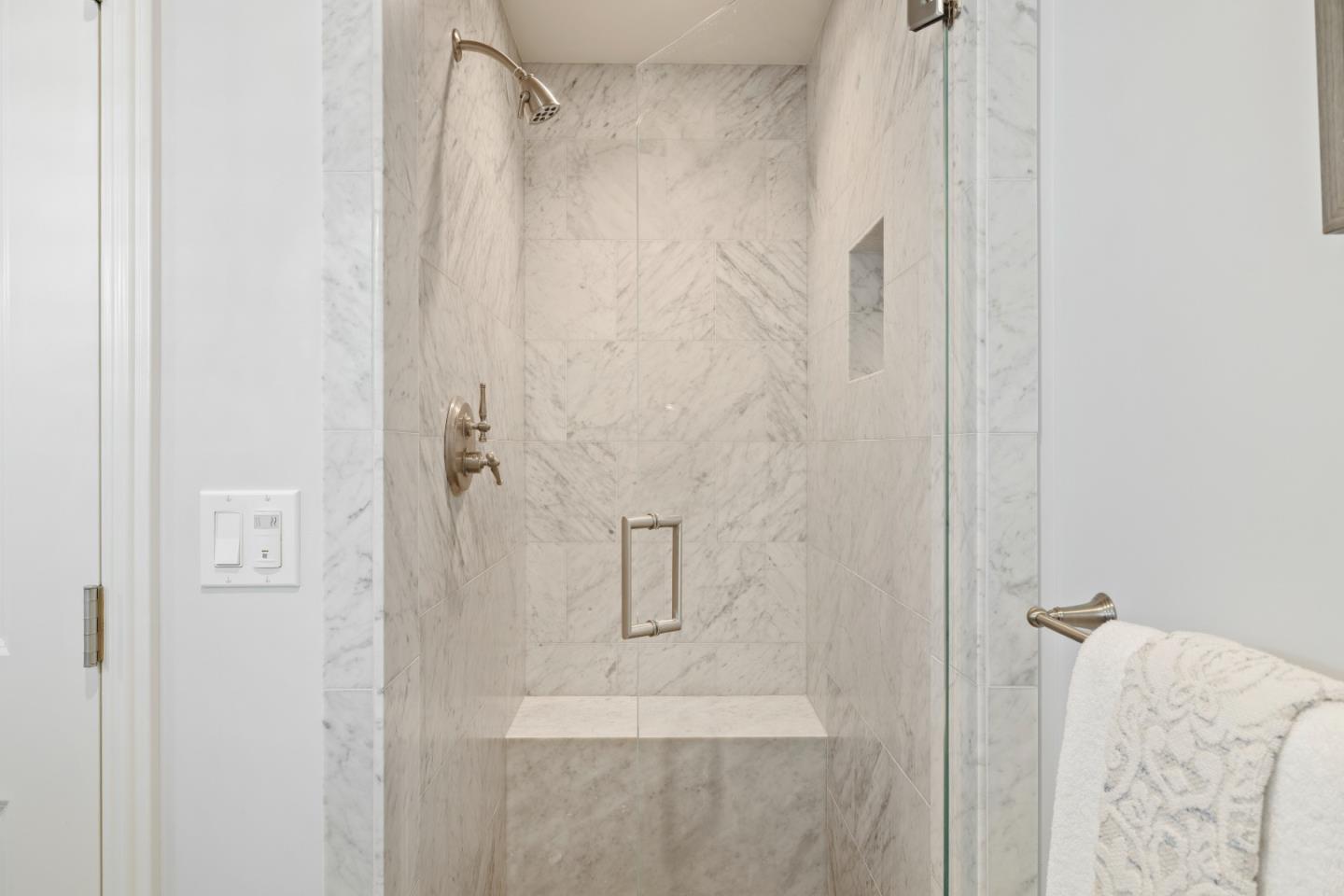 1484 Rosecrest Terrace