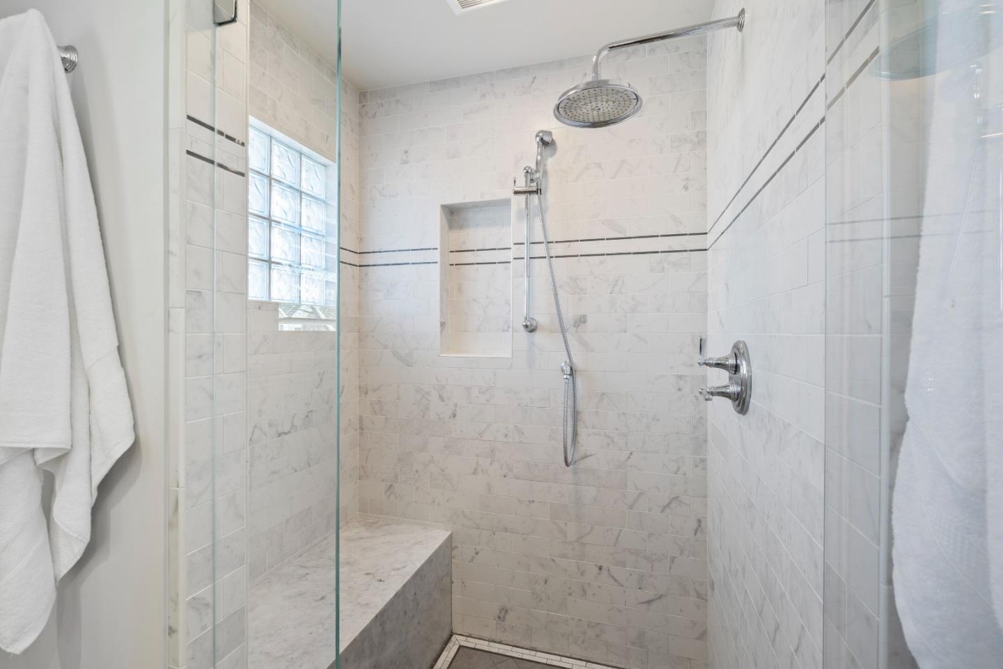 1484 Rosecrest Terrace