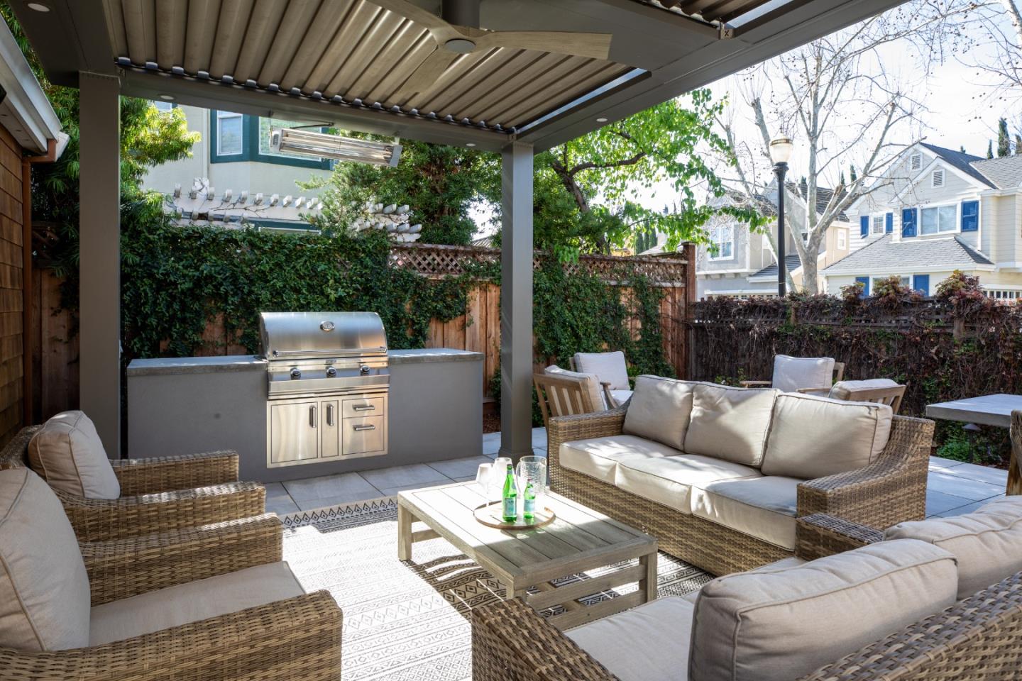 1484 Rosecrest Terrace