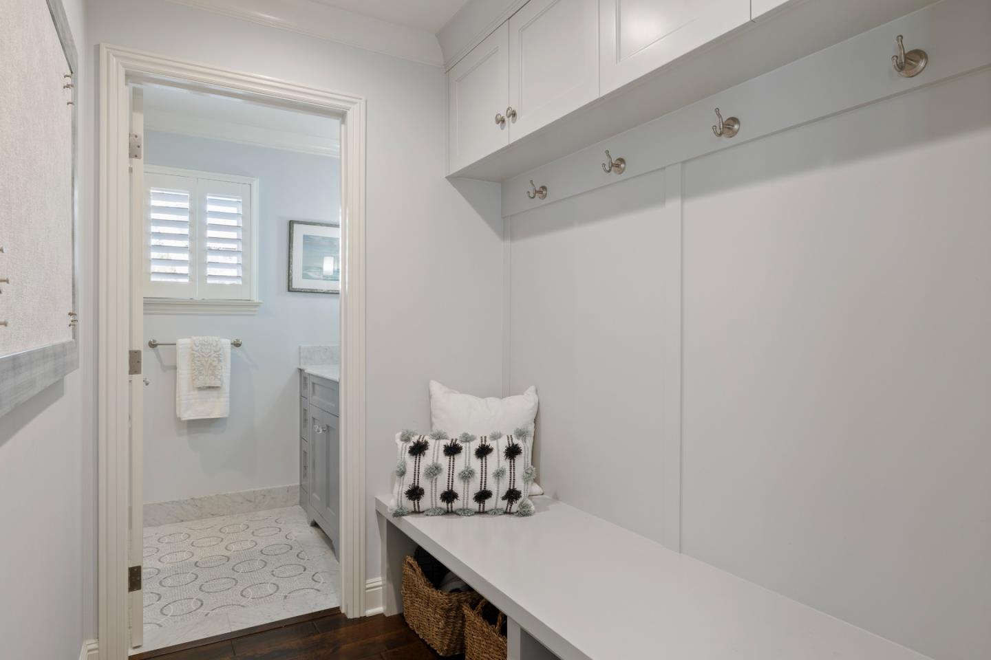 1484 Rosecrest Terrace