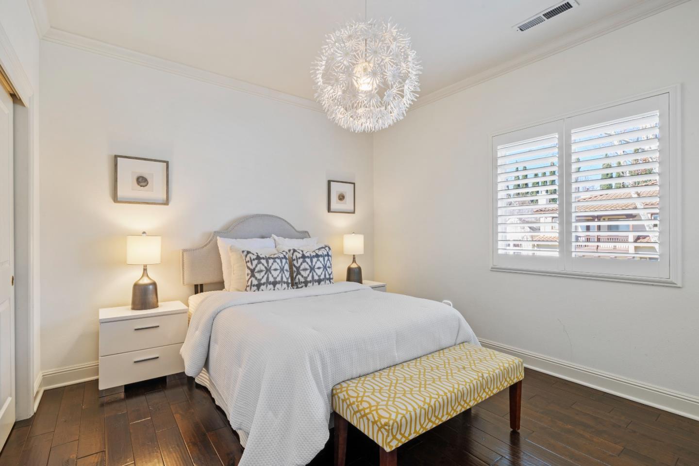 1484 Rosecrest Terrace