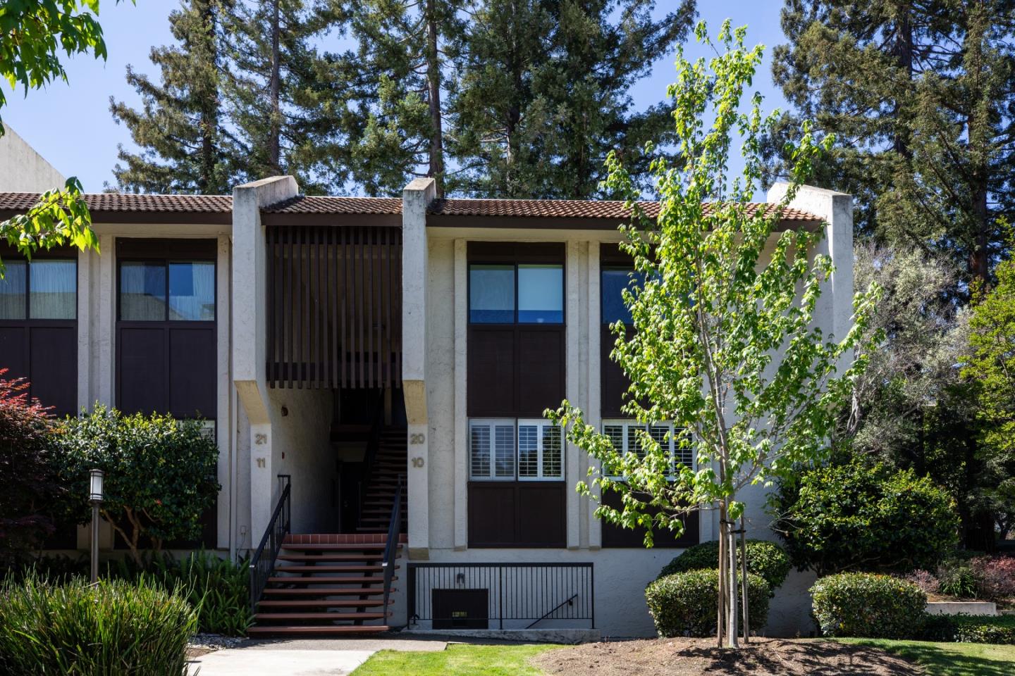 226 West Edith Avenue 20