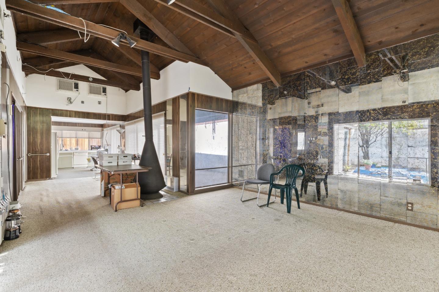 1022 East Evelyn Avenue