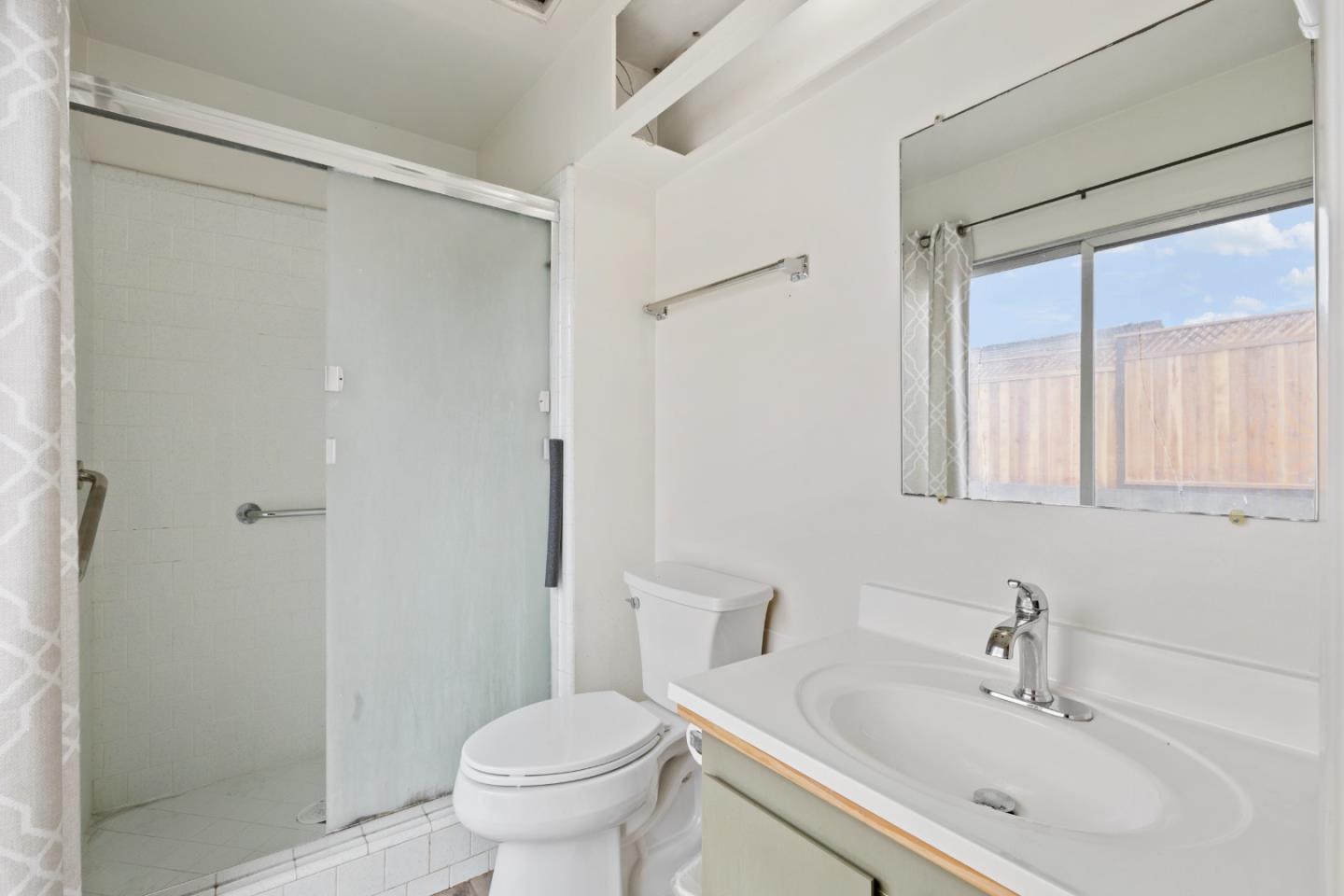 1022 East Evelyn Avenue