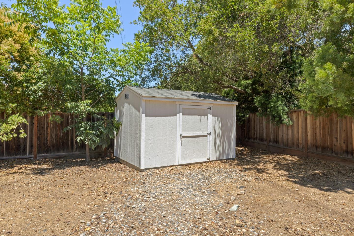 2077 Eugenia WAY