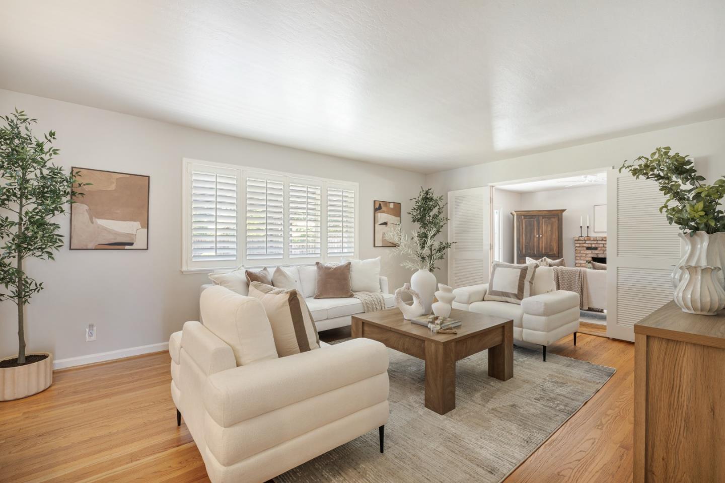2077 Eugenia WAY