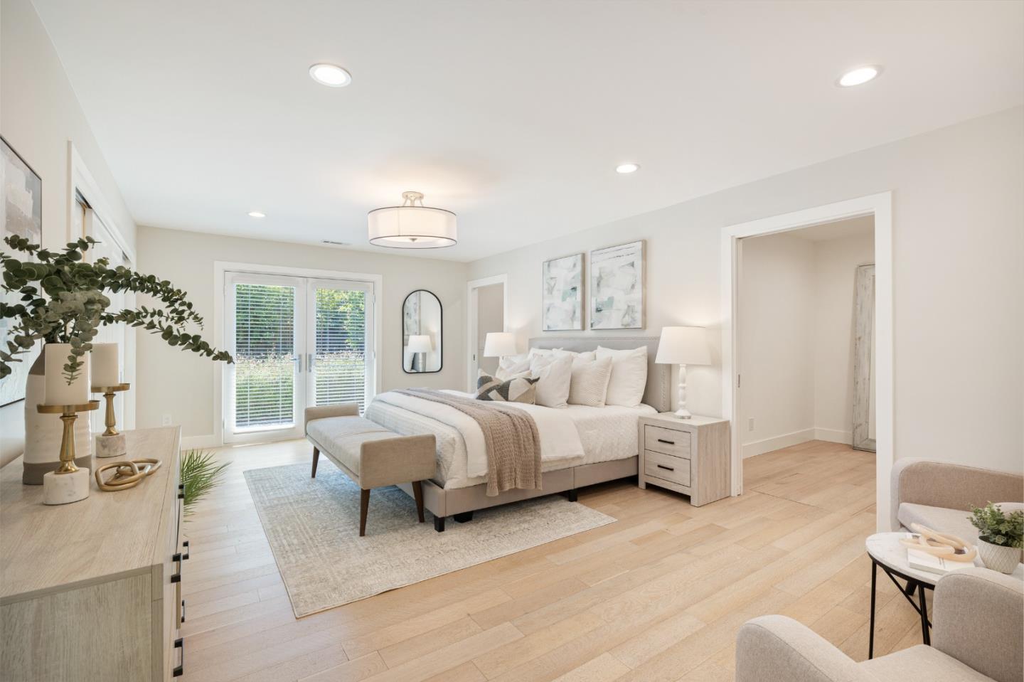 808 Kirkaldy Court