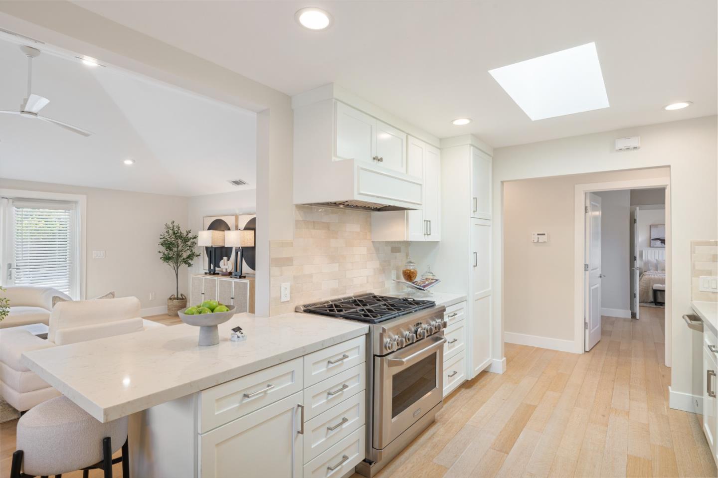 808 Kirkaldy Court