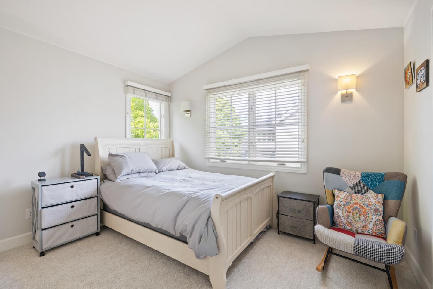 1587 Kentfield