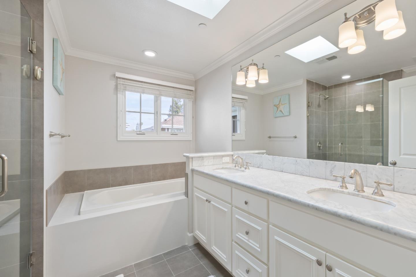 1587 Kentfield