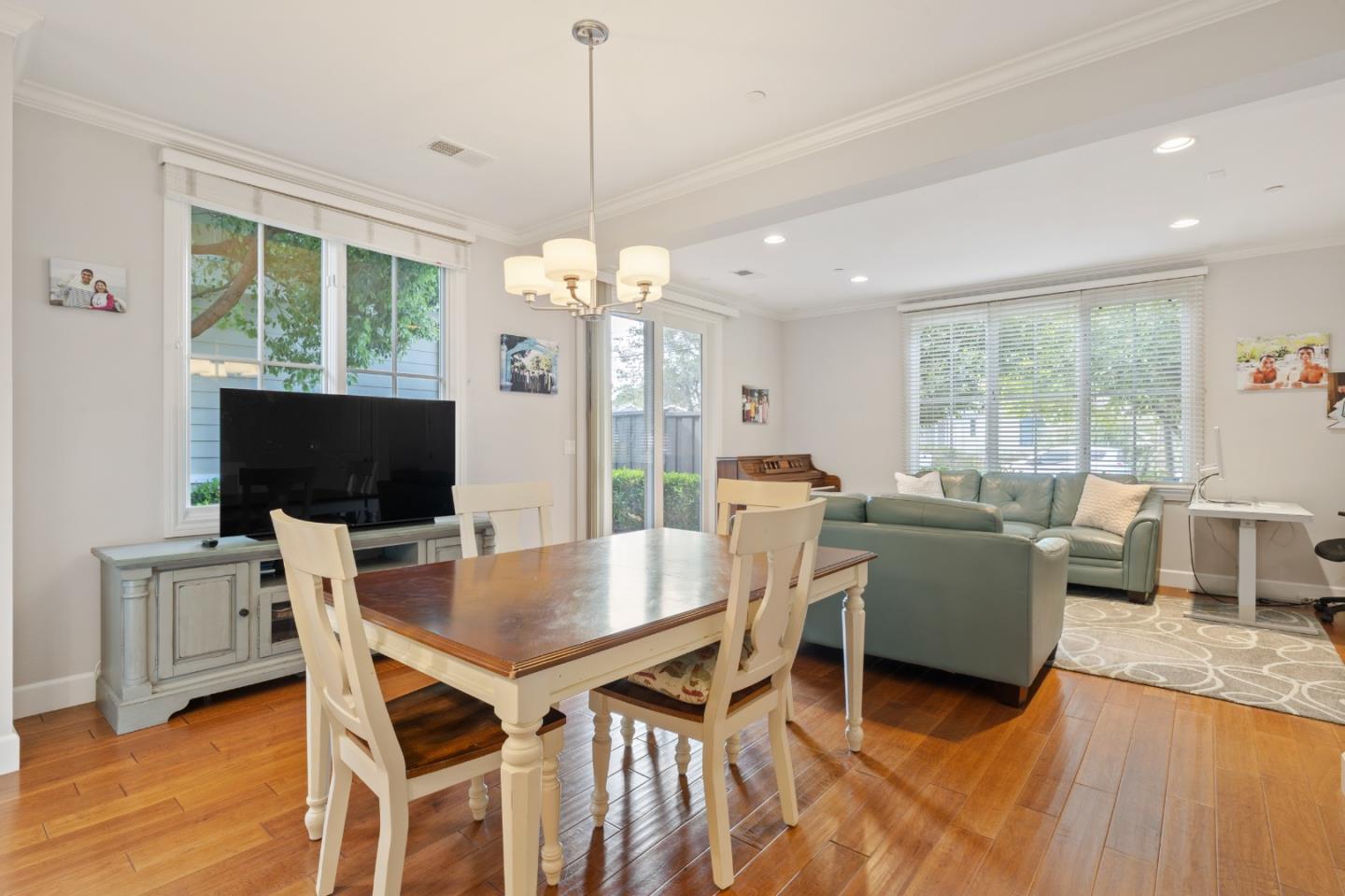 1587 Kentfield
