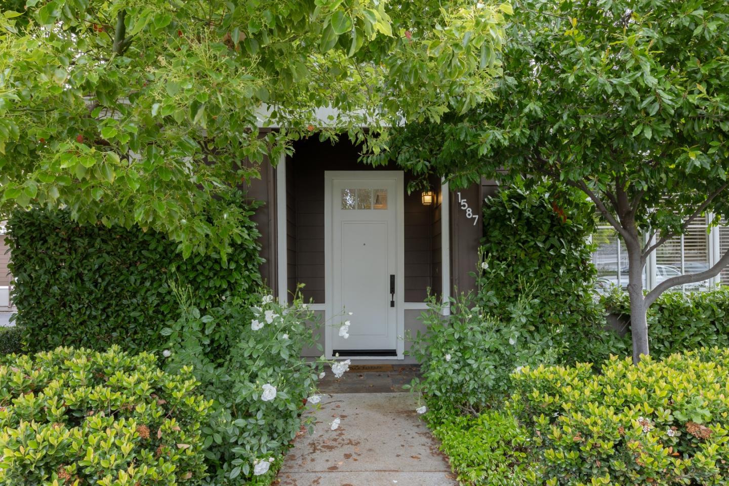 1587 Kentfield