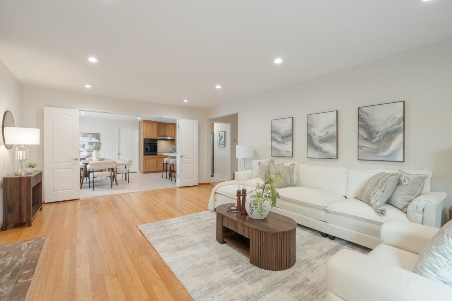 579 Arran Court