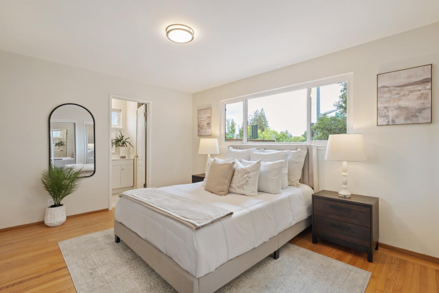 579 Arran Court