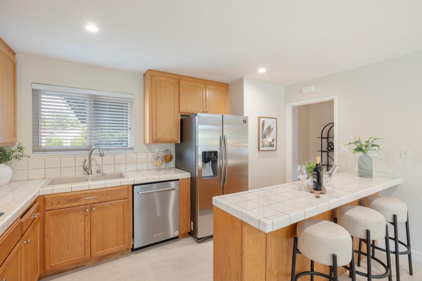 579 Arran Court