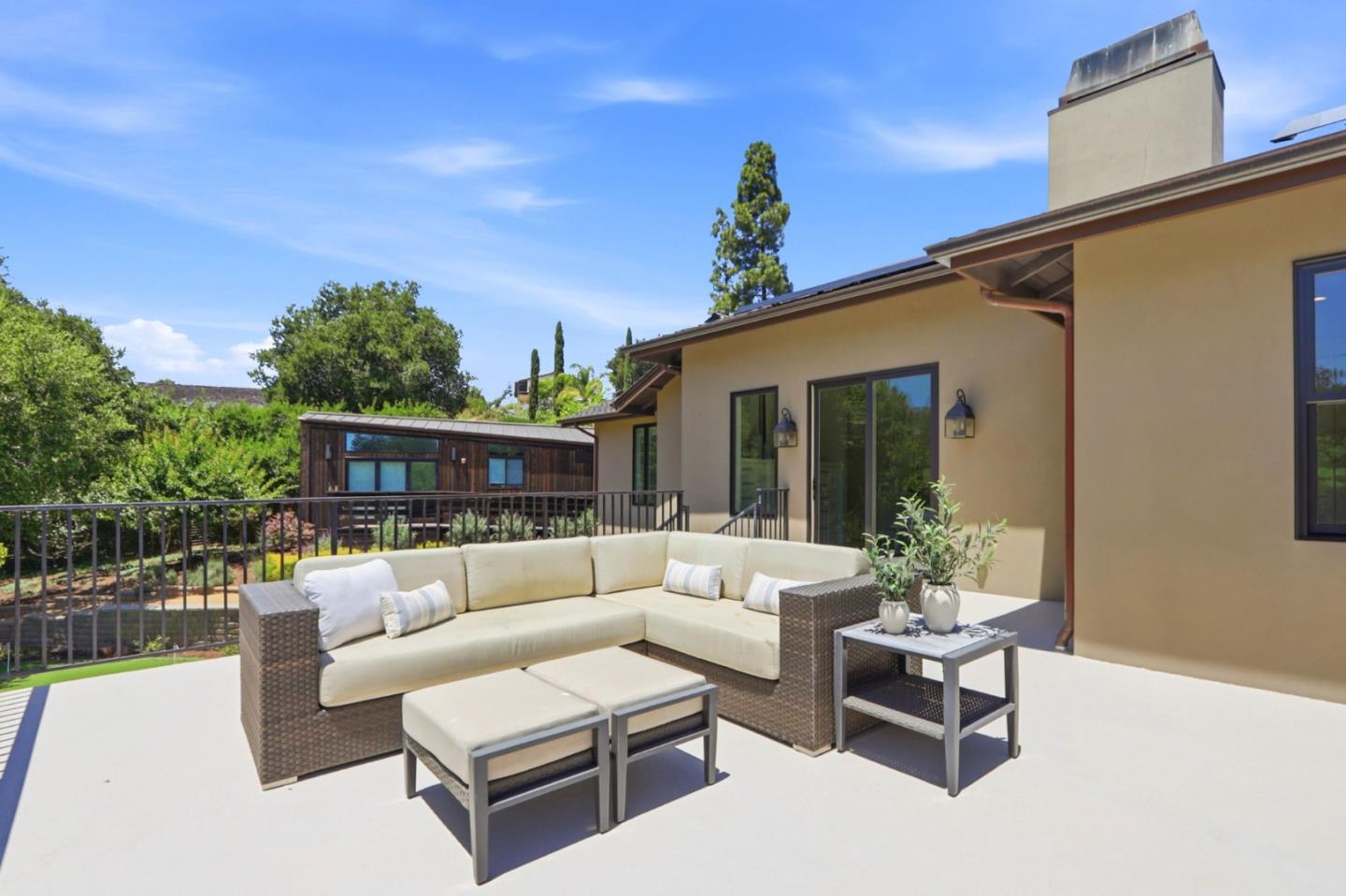25600 Burke Lane