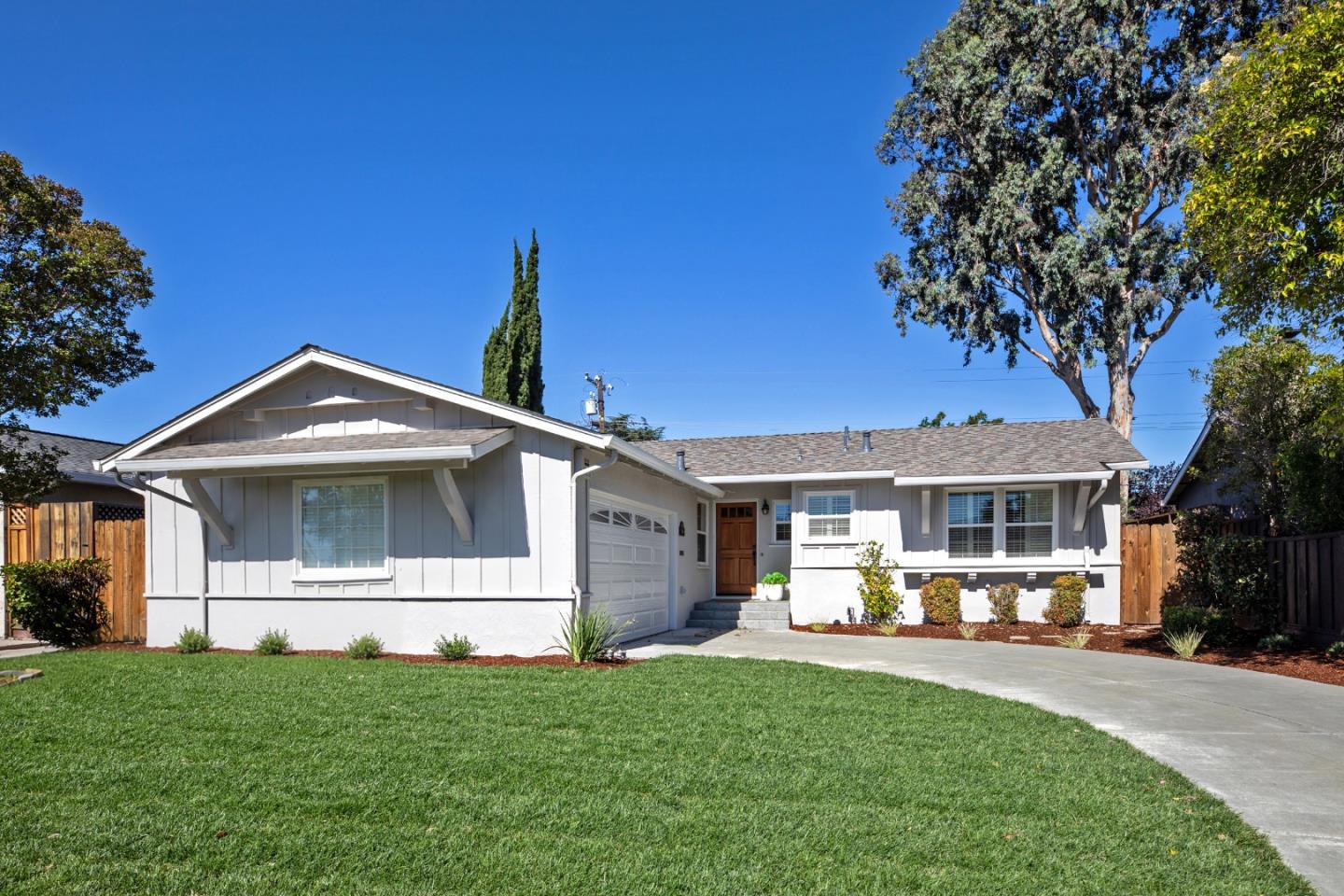 3367 Calico AVE