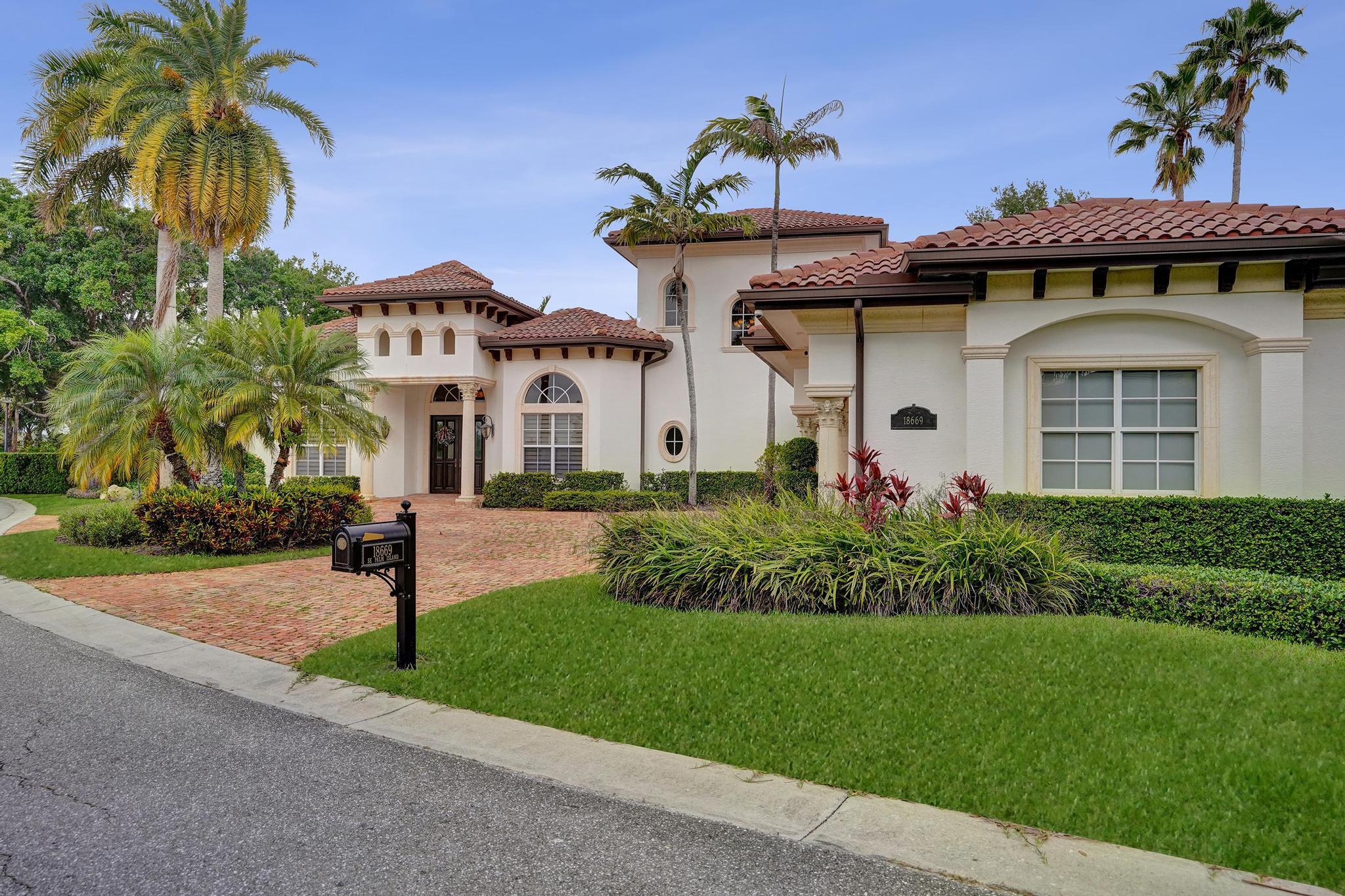 18669 SE Palm Island Lane