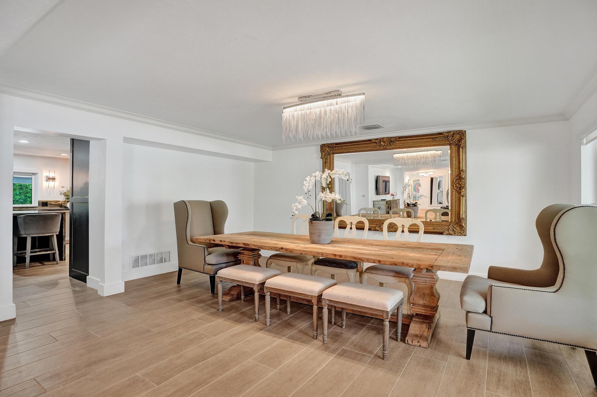 2 Mendota Lane
