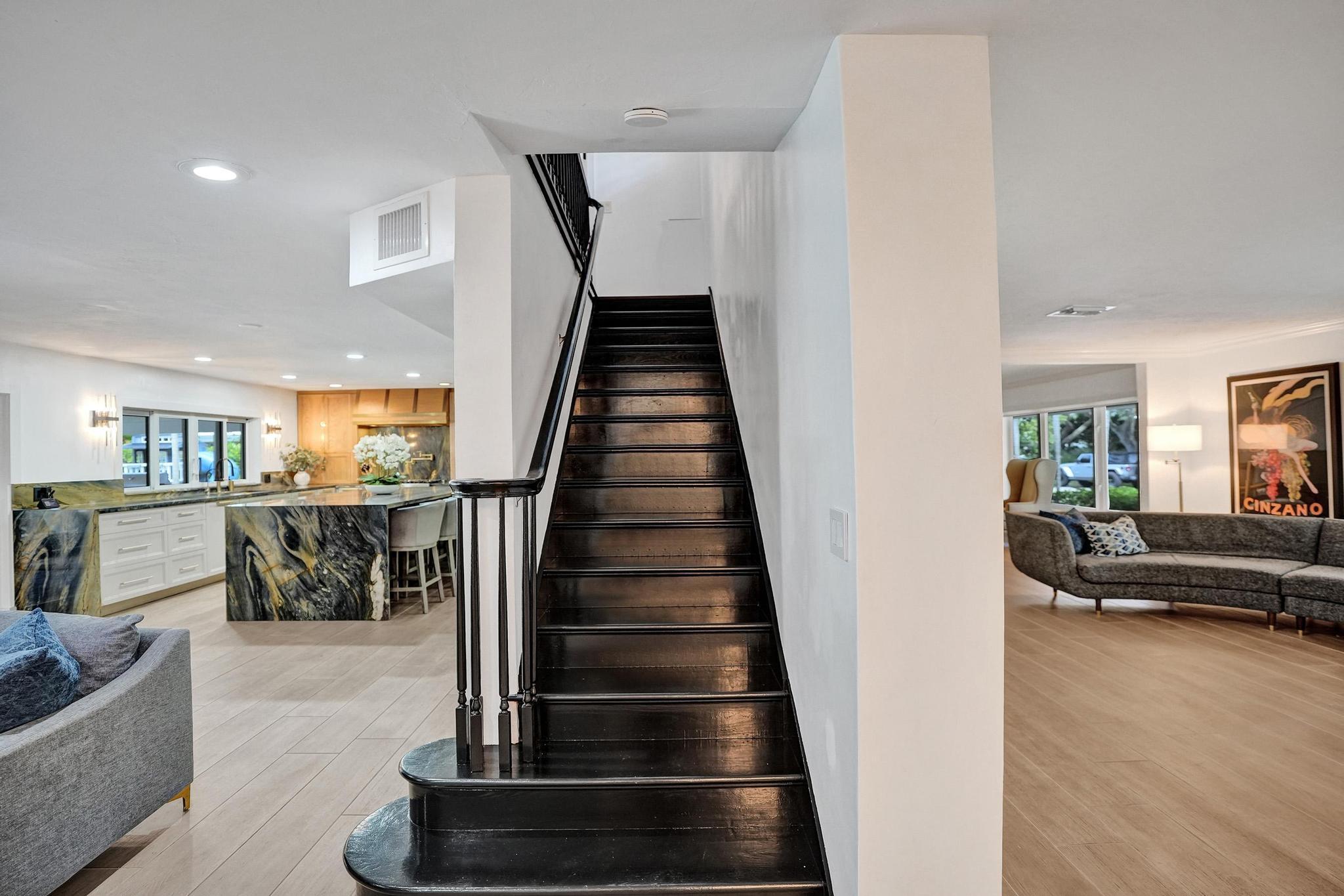 2 Mendota Lane