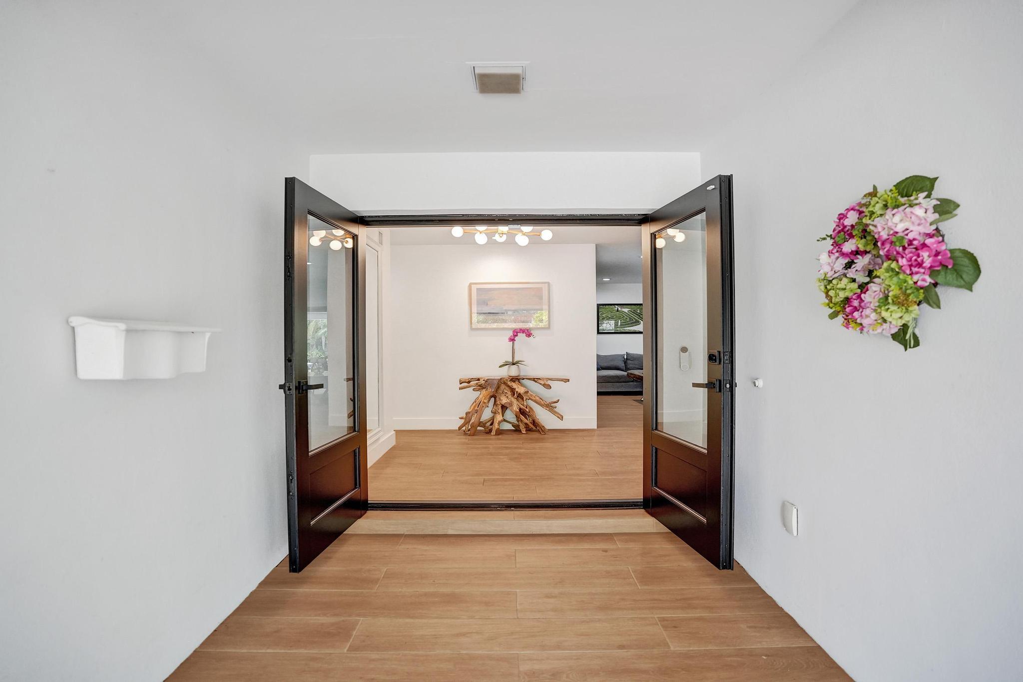 2 Mendota Lane