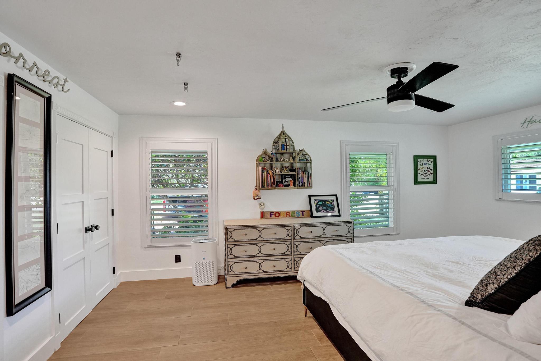 2 Mendota Lane
