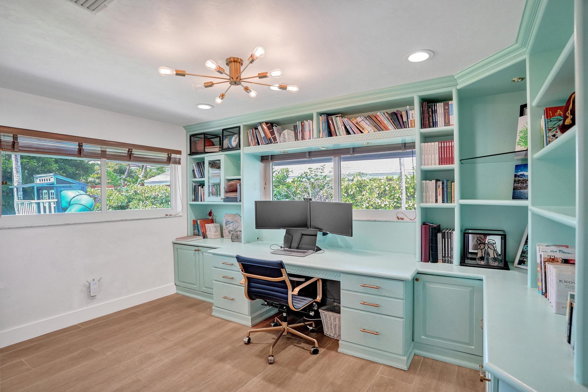 2 Mendota Lane